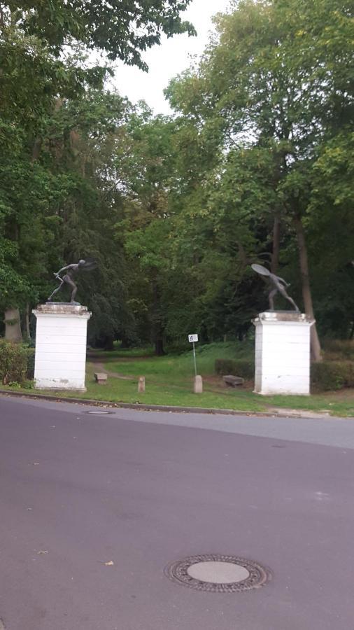 Ferienwohnung "Am Fechtertor- Eingang Zum Schlosspark" Putbus Exterior foto