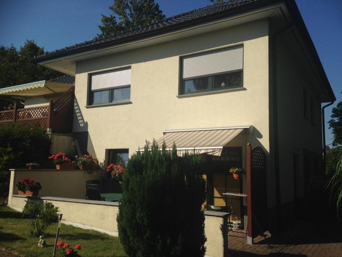 Ferienwohnung "Am Fechtertor- Eingang Zum Schlosspark" Putbus Exterior foto