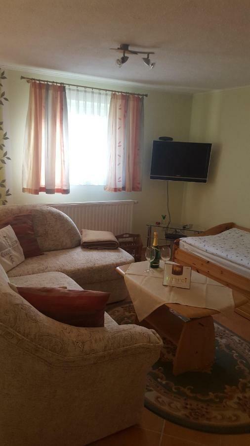 Ferienwohnung "Am Fechtertor- Eingang Zum Schlosspark" Putbus Exterior foto